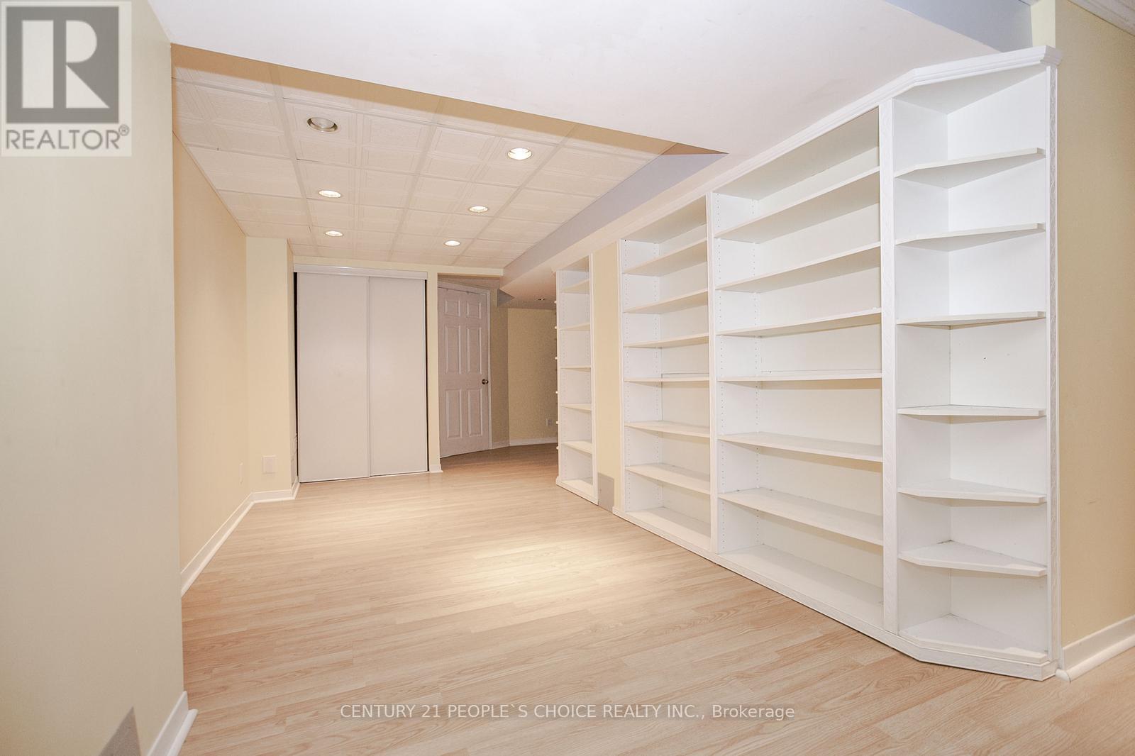 17 Caruso Drive, Brampton (Fletcher's West), Ontario  L6Y 5B1 - Photo 44 - W12593960