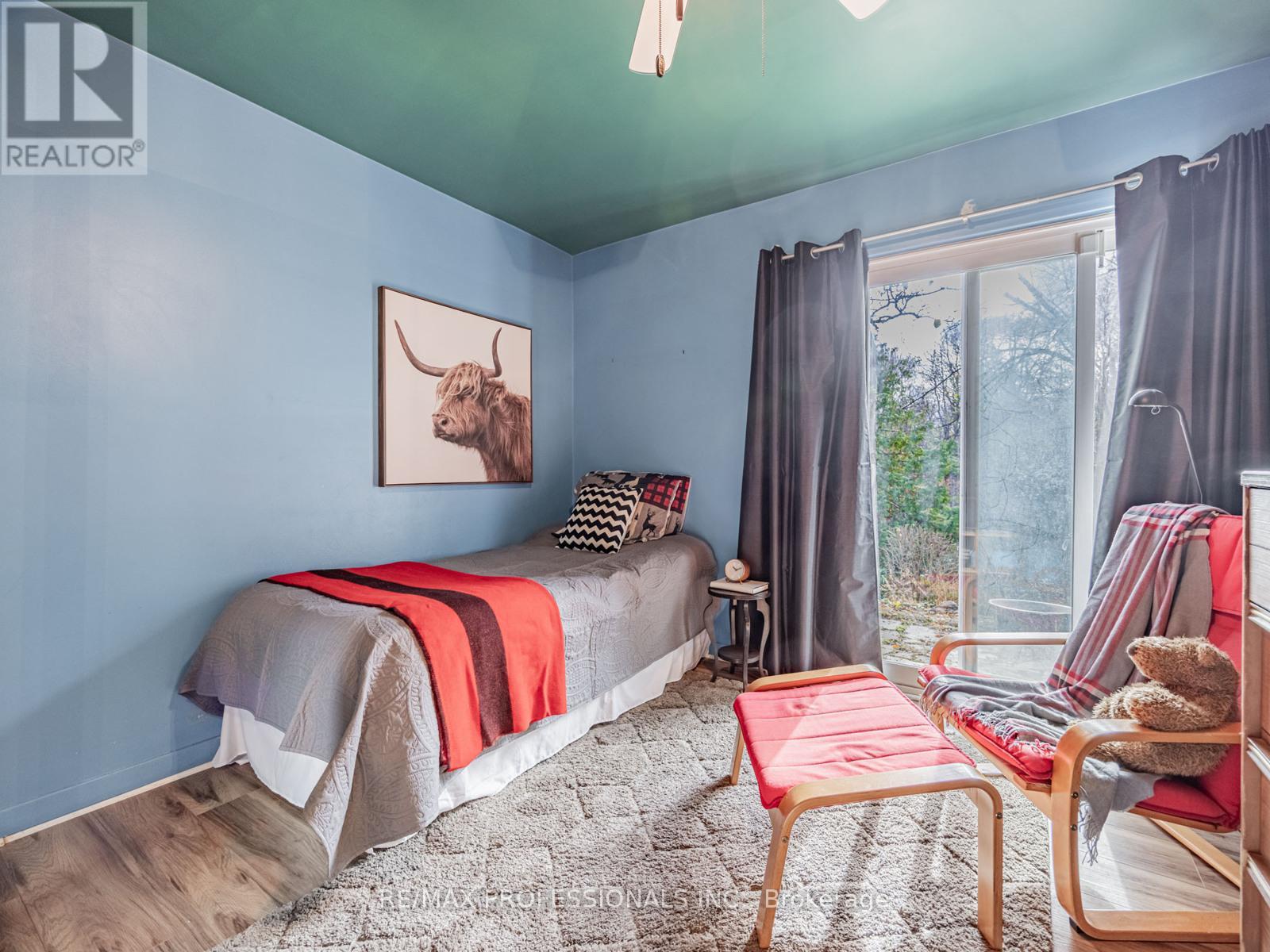 19 Pylon Place, Toronto (Elms-Old Rexdale), Ontario  M9W 2P3 - Photo 19 - W12593984