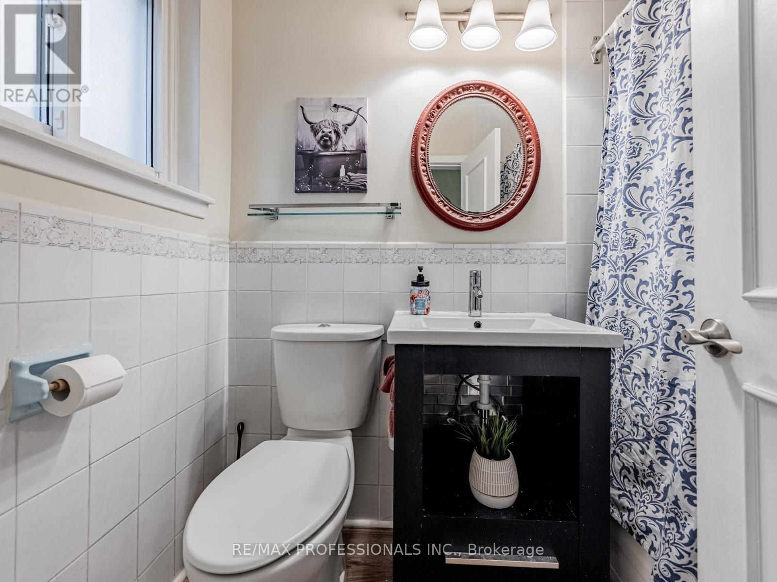 19 Pylon Place, Toronto (Elms-Old Rexdale), Ontario  M9W 2P3 - Photo 20 - W12593984