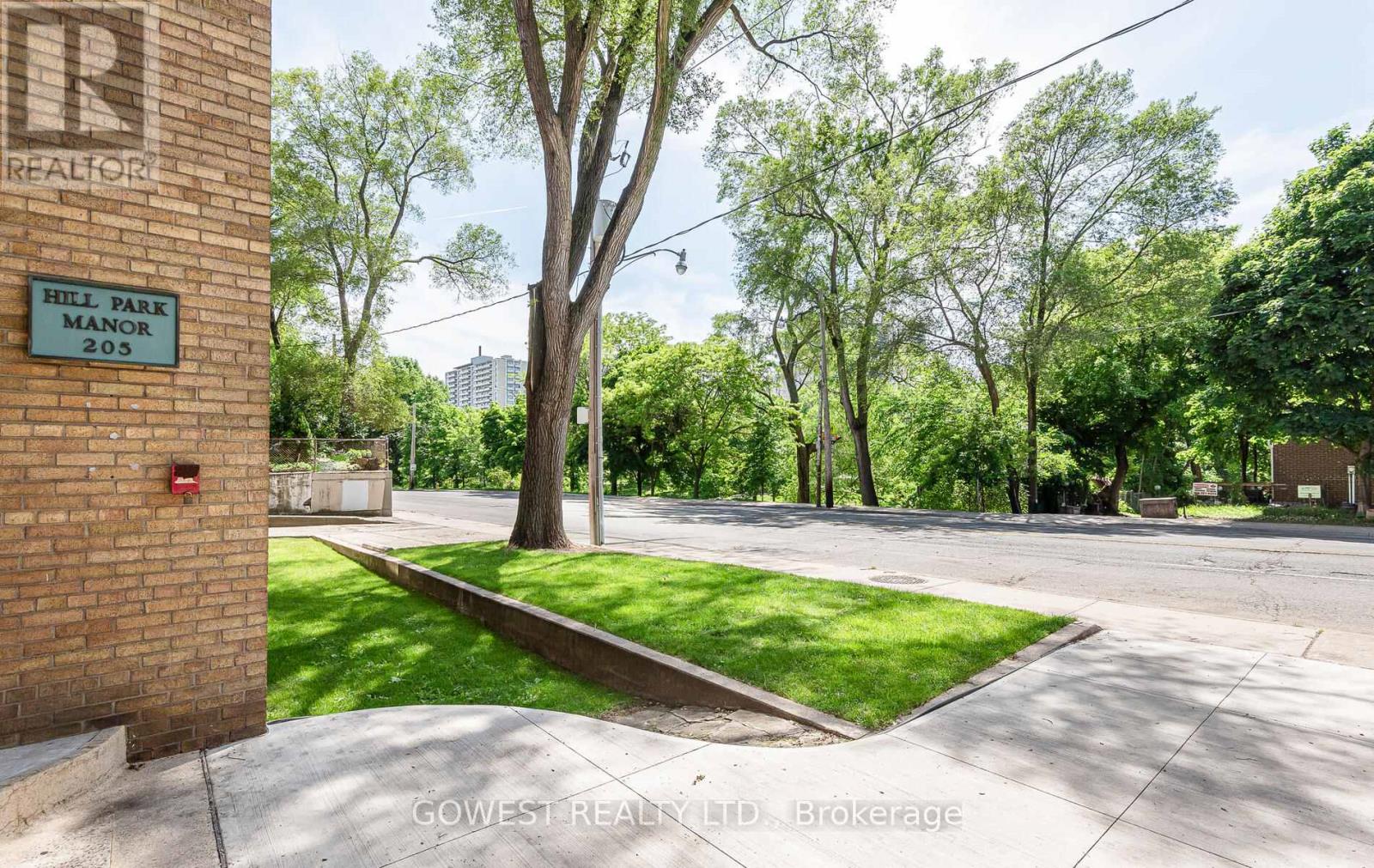 107 - 205 Keele Street, Toronto, Ontario  M6P 2K1 - Photo 2 - W12594000