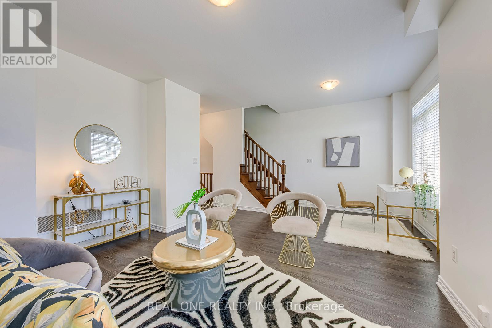 3116 Postridge Drive, Oakville, Ontario L6H 0P9 - Photo 27 - W12594002