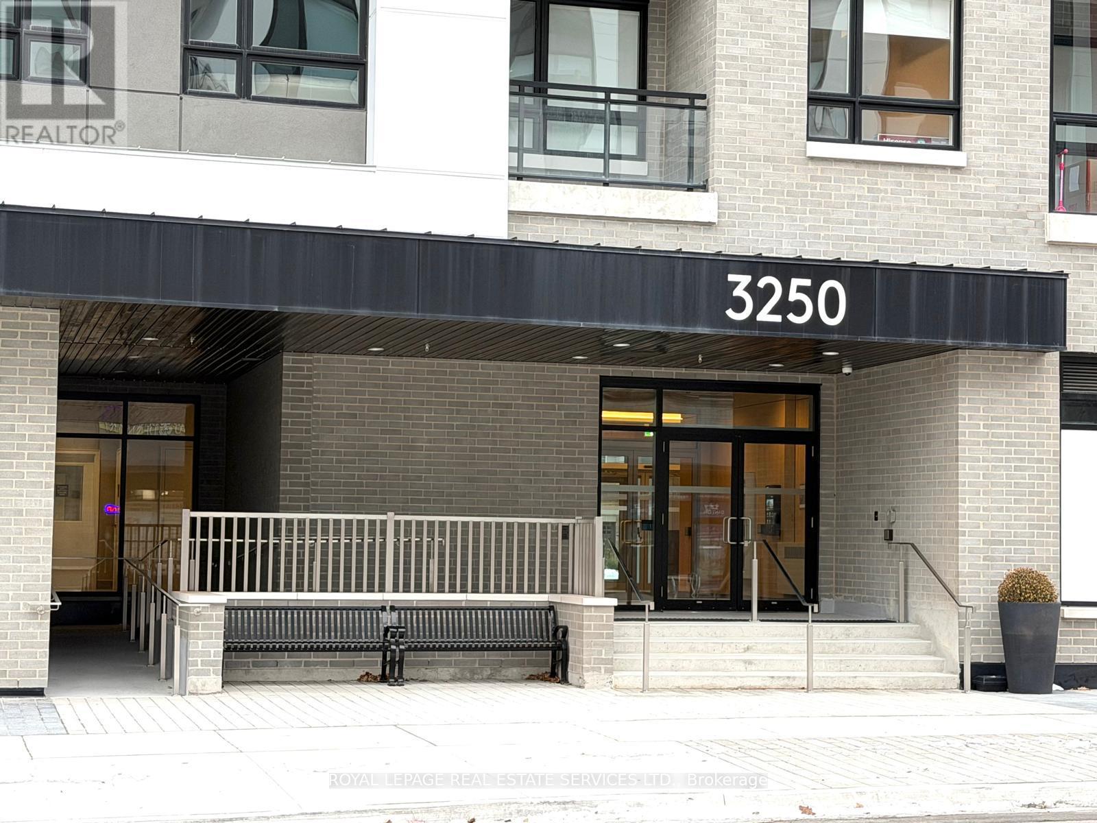 516 - 3250 Carding Mill Trail, Oakville, Ontario  L6M 1L3 - Photo 2 - W12594032