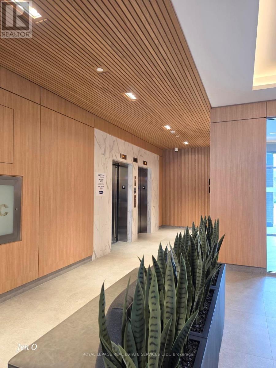 516 - 3250 Carding Mill Trail, Oakville, Ontario  L6M 1L3 - Photo 4 - W12594032