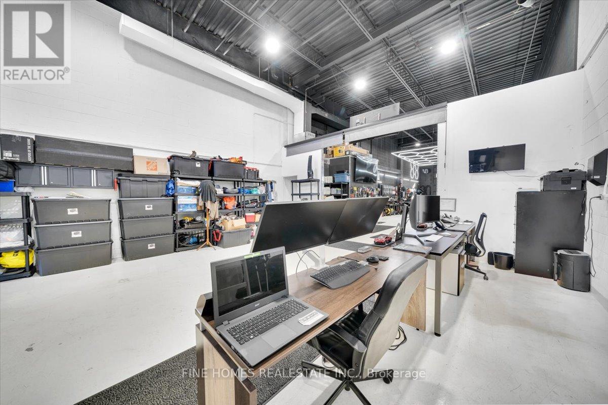 5 - 5235 5235 Steeles Avenue W, Toronto (Humber Summit), Ontario  M9L 2W2 - Photo 13 - W12594050