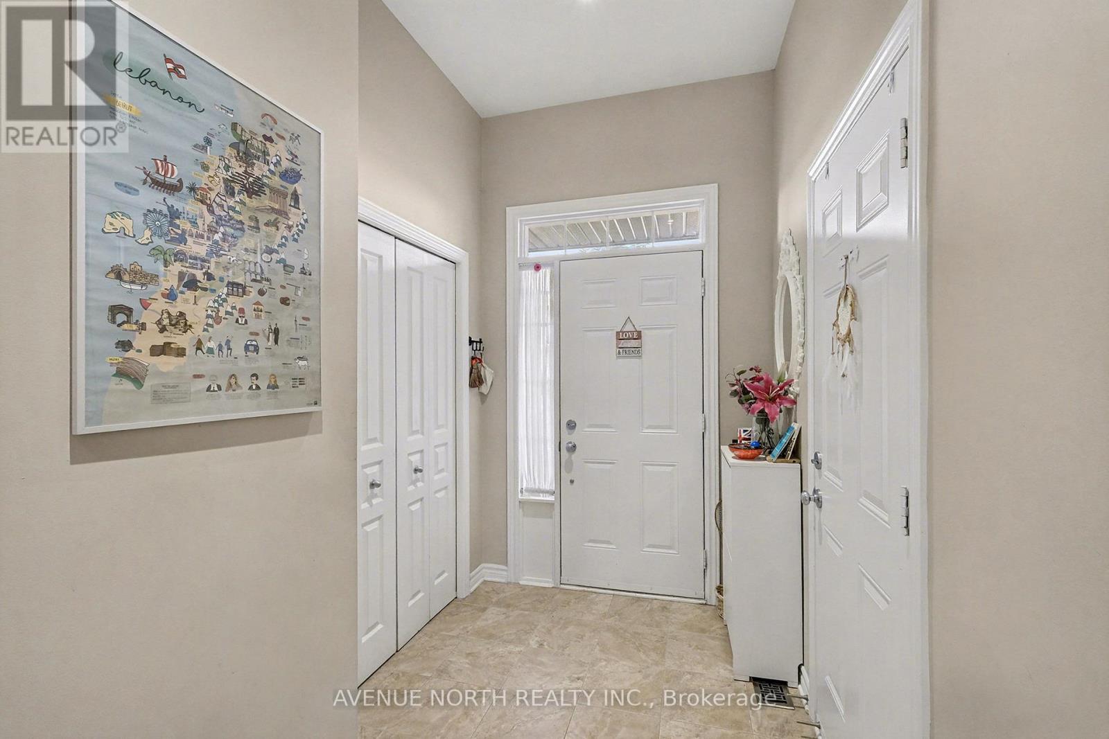 365 Cooks Mill Crescent, Ottawa, Ontario  K1V 2N2 - Photo 5 - X12594140