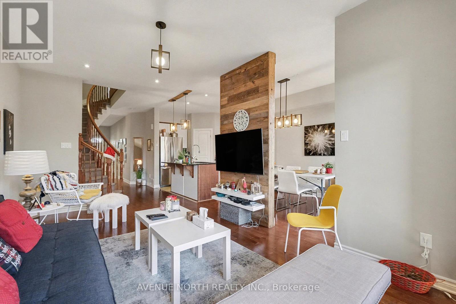 365 Cooks Mill Crescent, Ottawa, Ontario  K1V 2N2 - Photo 7 - X12594140