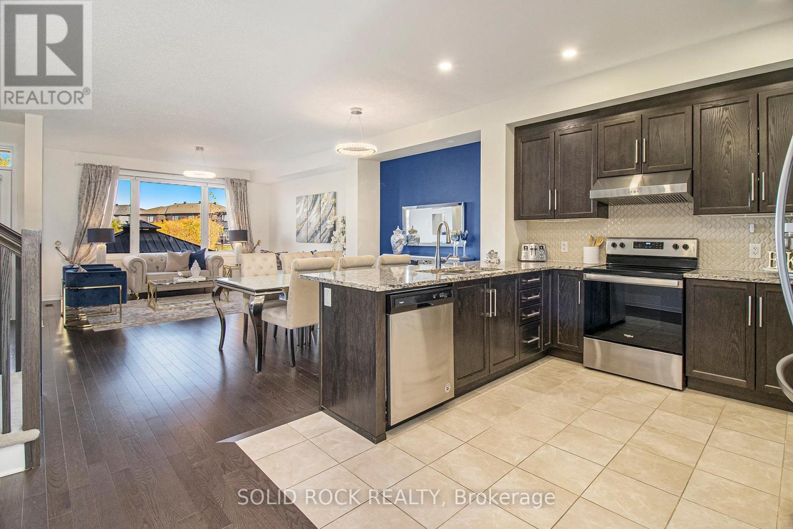 525 Cope Drive, Ottawa, Ontario K2V 0N9 - Photo 11 - X12594196