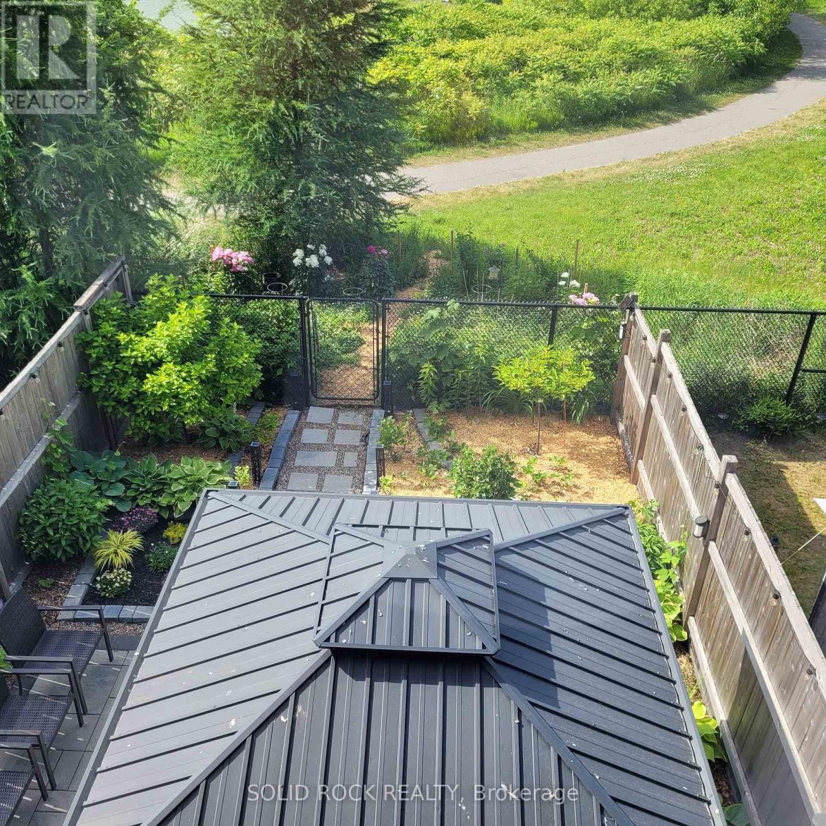 525 Cope Drive, Ottawa, Ontario K2V 0N9 - Photo 46 - X12594196