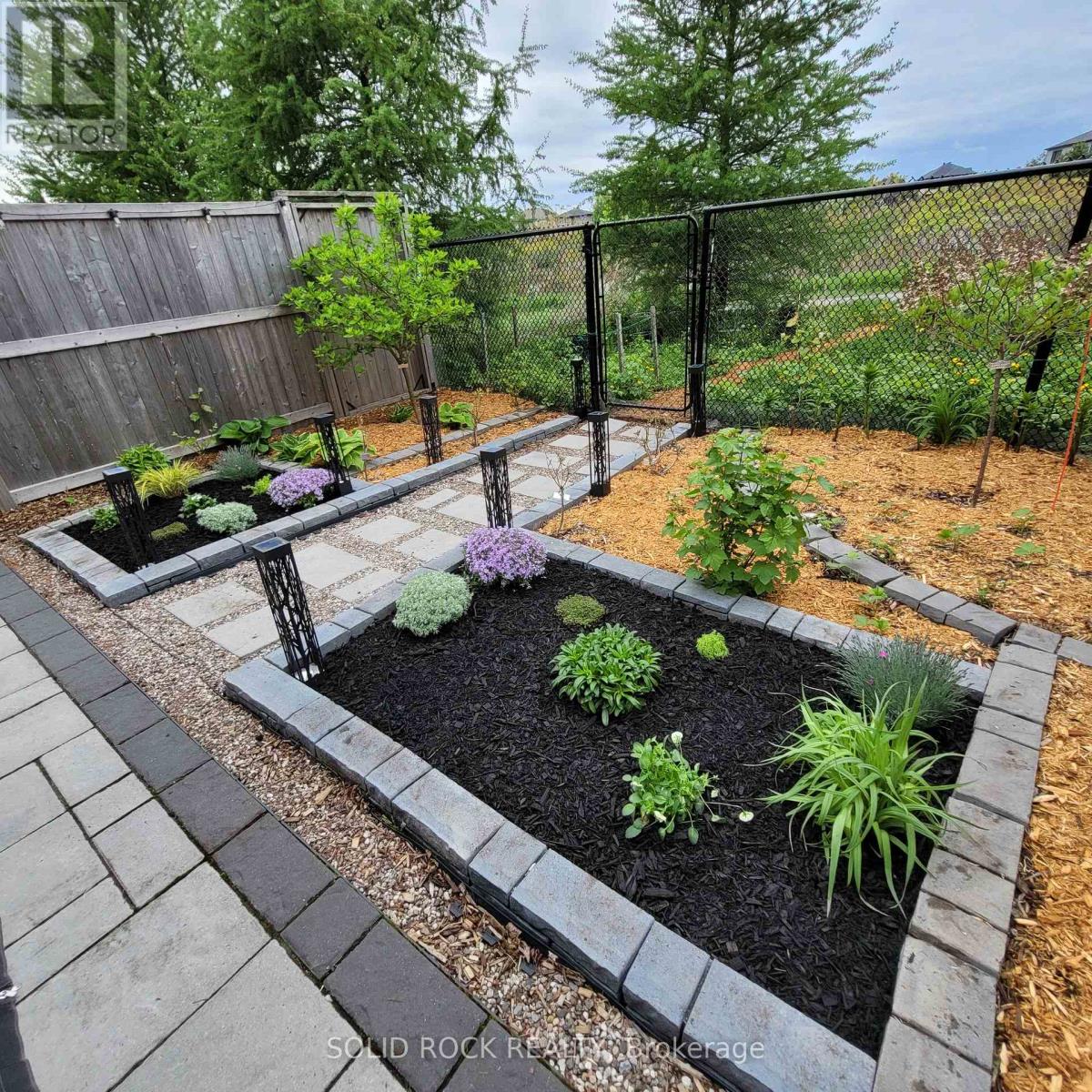 525 Cope Drive, Ottawa, Ontario K2V 0N9 - Photo 47 - X12594196