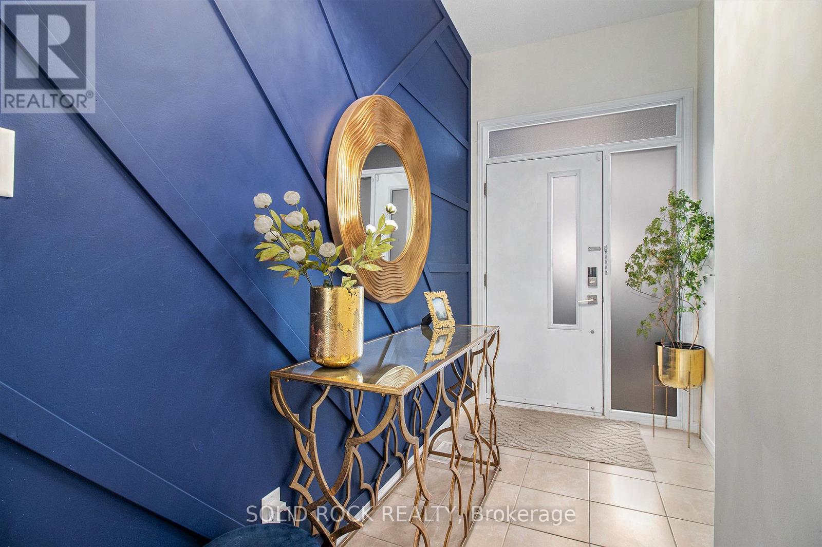 525 Cope Drive, Ottawa, Ontario K2V 0N9 - Photo 9 - X12594196