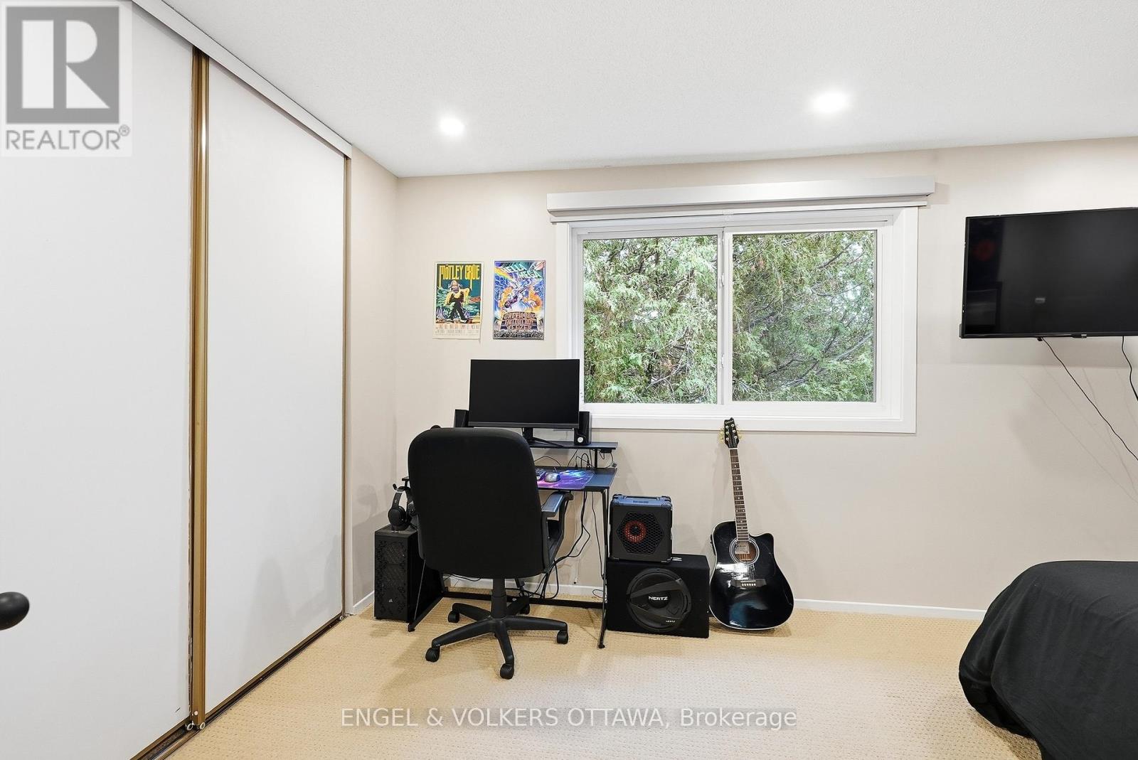 20 - 80 Mcdermot Court, Ottawa, Ontario  K2L 3V1 - Photo 11 - X12594204