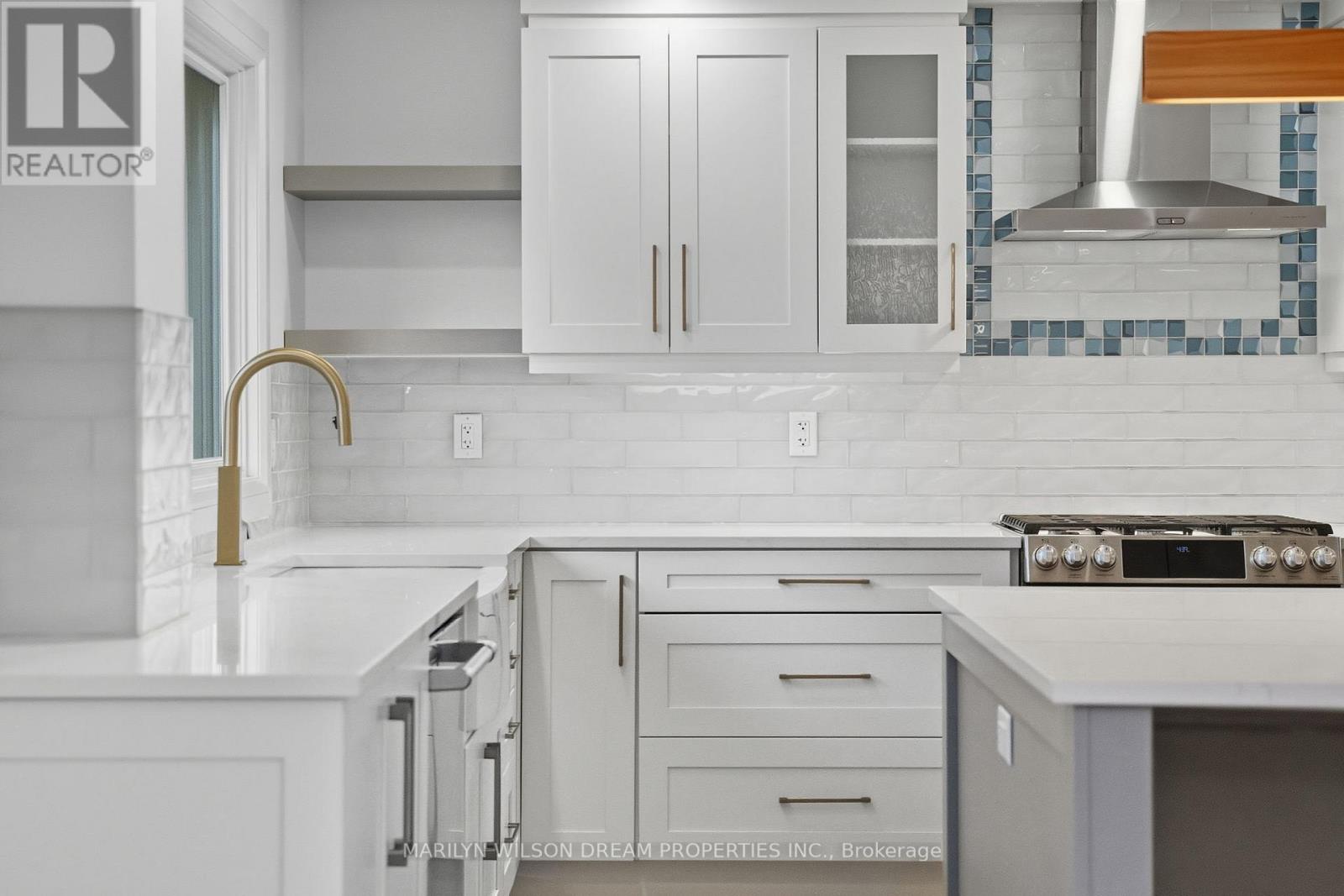 33 Commanche Drive, Ottawa, Ontario  K2E 6E8 - Photo 4 - X12594280