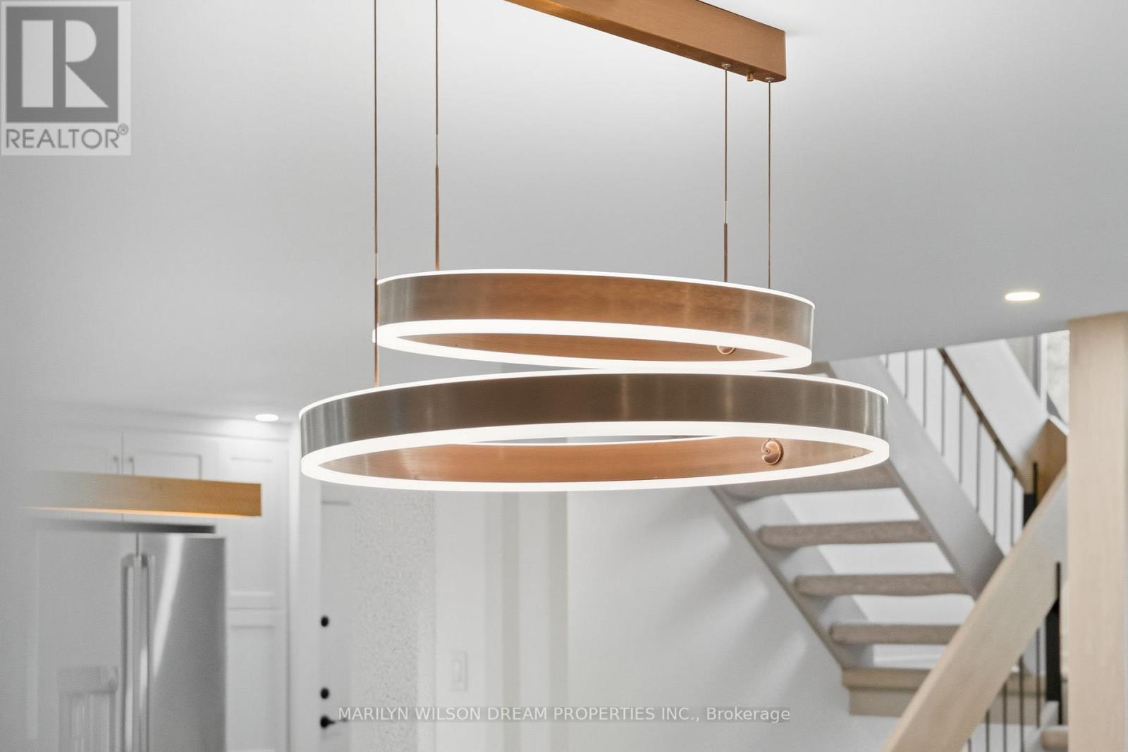 33 Commanche Drive, Ottawa, Ontario  K2E 6E8 - Photo 8 - X12594280