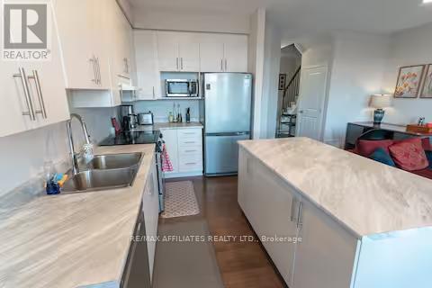 308 Livery Street, Ottawa, Ontario  K2S 1E7 - Photo 2 - X12594288