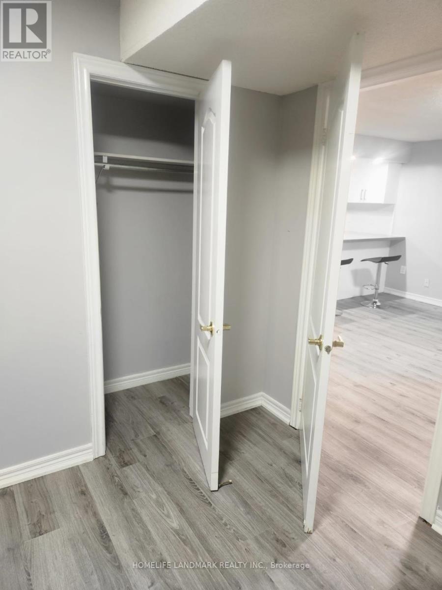 282 Forest Run Boulevard, Vaughan, Ontario L4K 5G2 - Photo 13 - N12422591