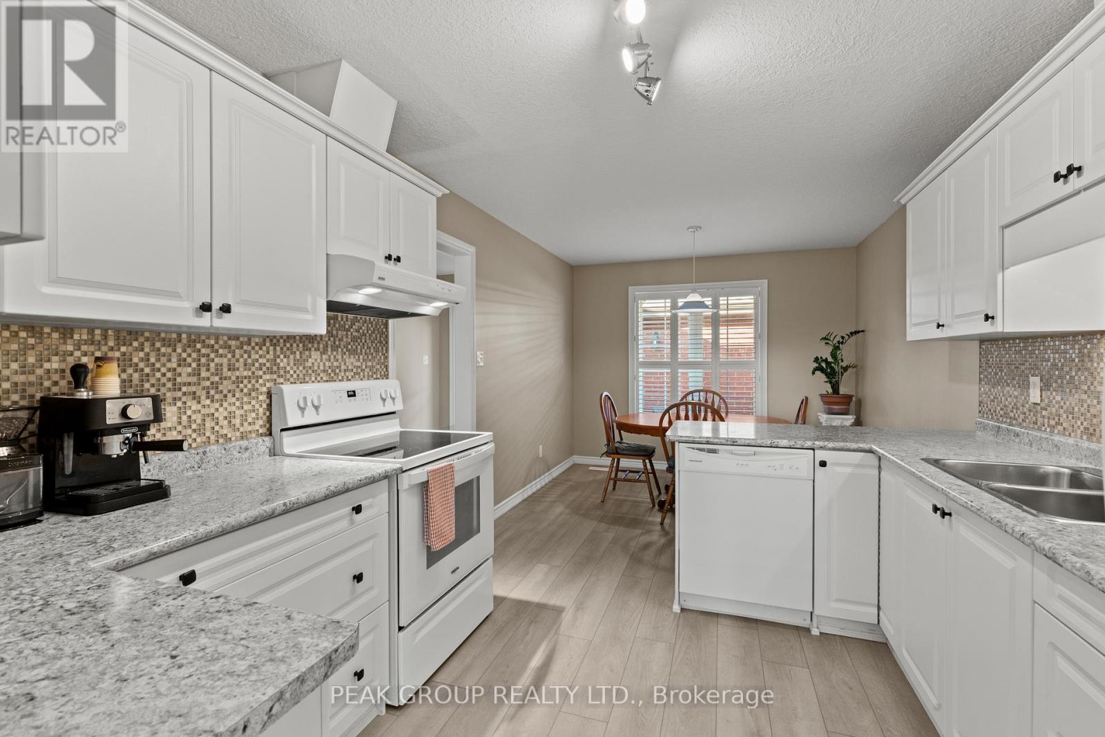 46 - 10 Isherwood Avenue, Cambridge, Ontario  N1R 8L6 - Photo 18 - X12594166