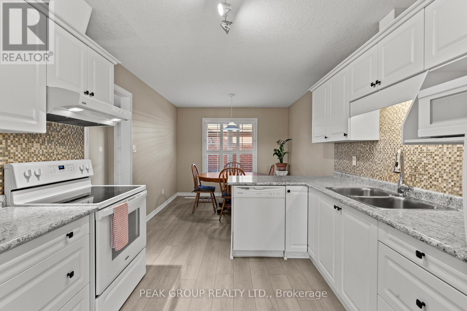 46 - 10 Isherwood Avenue, Cambridge, Ontario  N1R 8L6 - Photo 19 - X12594166