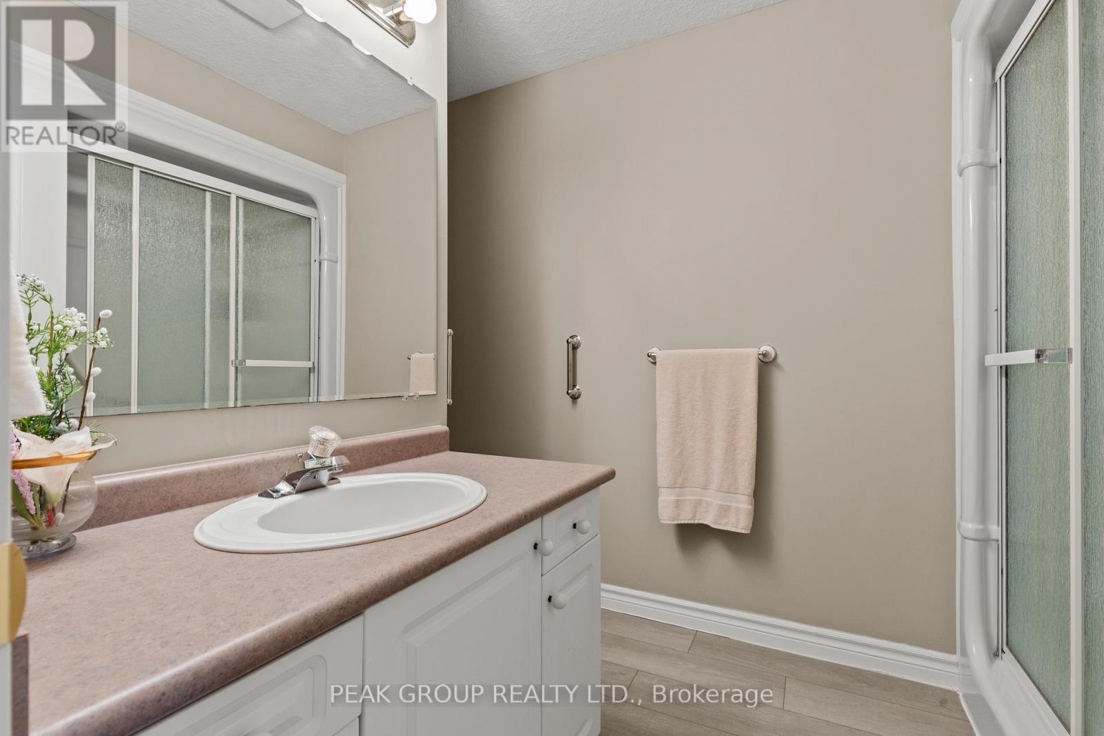 46 - 10 Isherwood Avenue, Cambridge, Ontario  N1R 8L6 - Photo 23 - X12594166