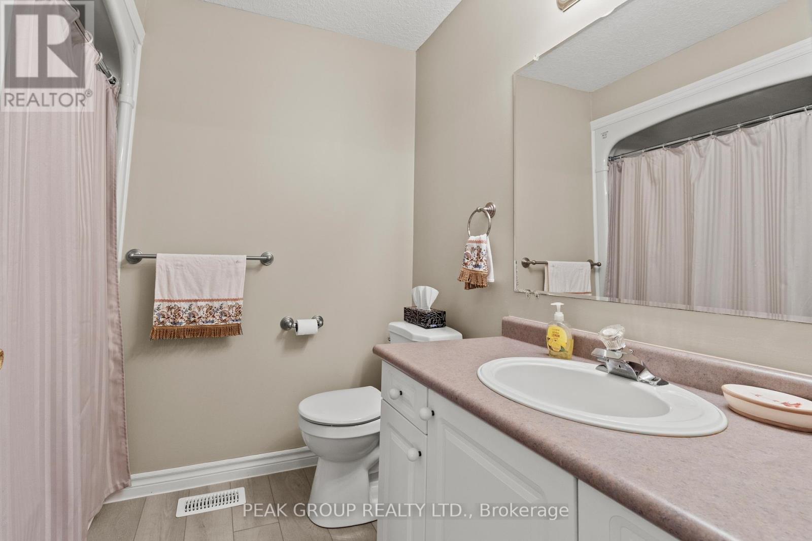 46 - 10 Isherwood Avenue, Cambridge, Ontario  N1R 8L6 - Photo 26 - X12594166