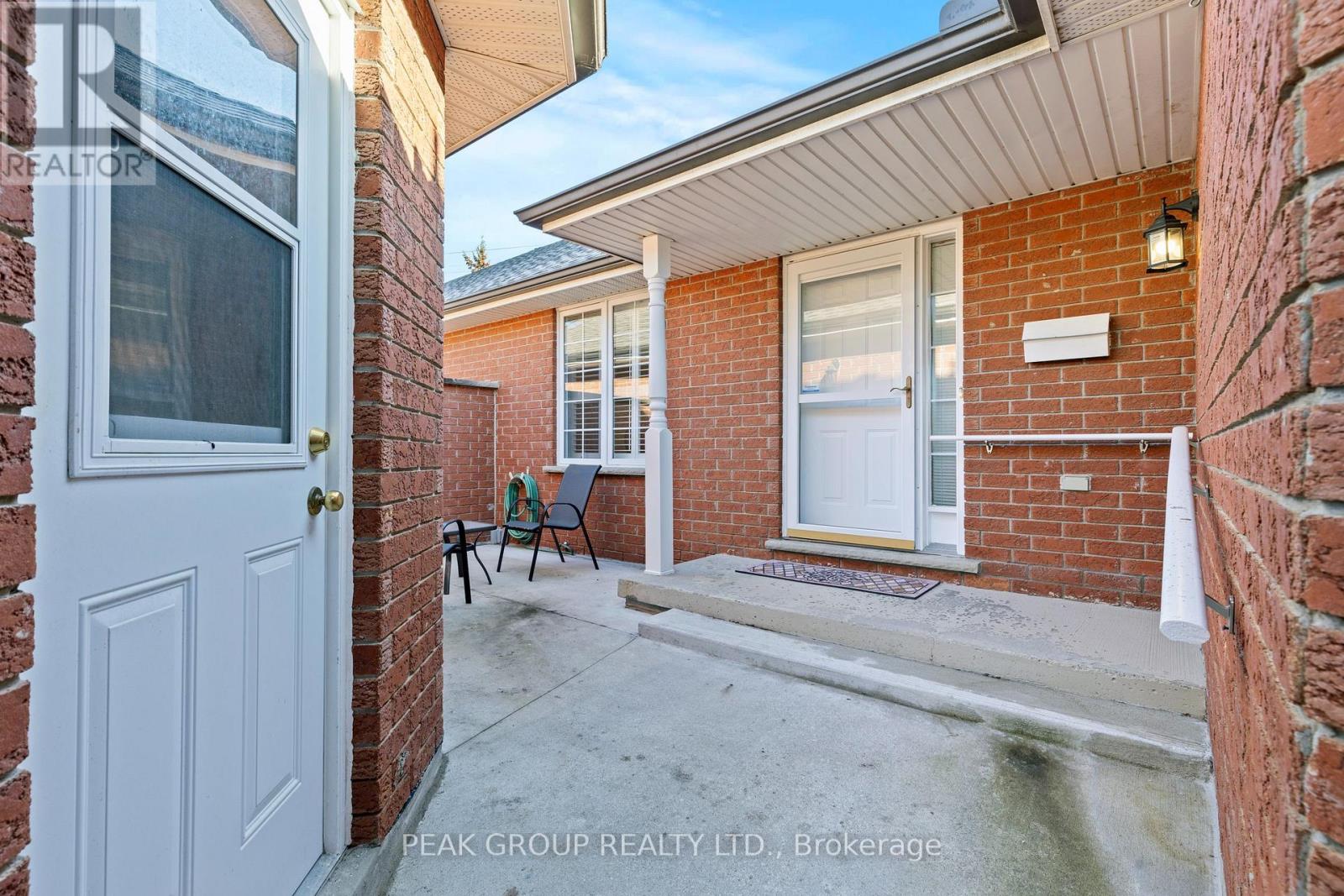 46 - 10 Isherwood Avenue, Cambridge, Ontario  N1R 8L6 - Photo 7 - X12594166
