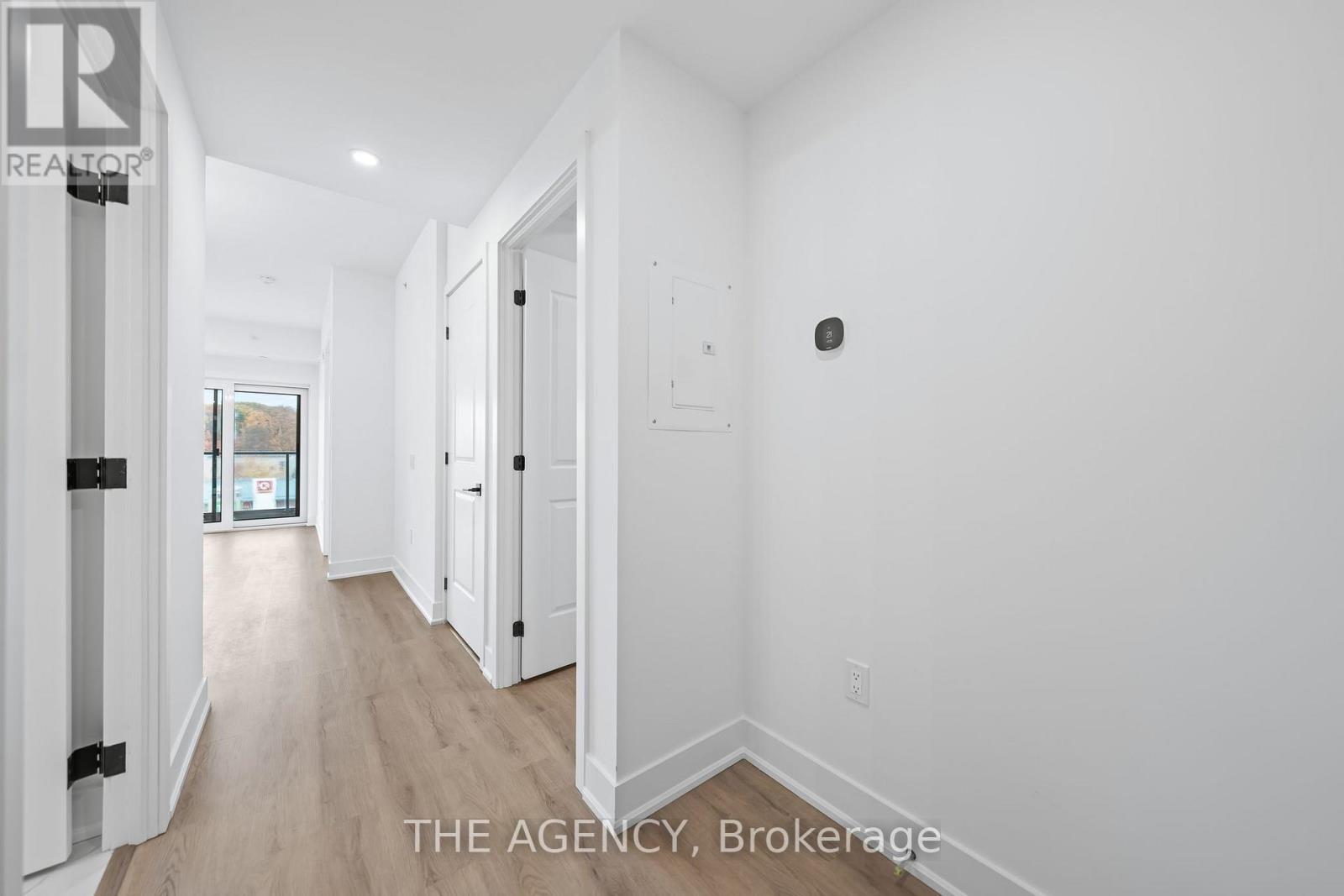 528 - 575 Conklin Road, Brantford, Ontario  N3T 0Y2 - Photo 9 - X12594300