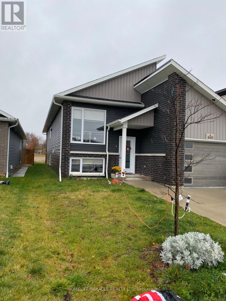 223 Manning Drive, Chatham-Kent, Ontario  N7M 0S5 - Photo 6 - X12593966