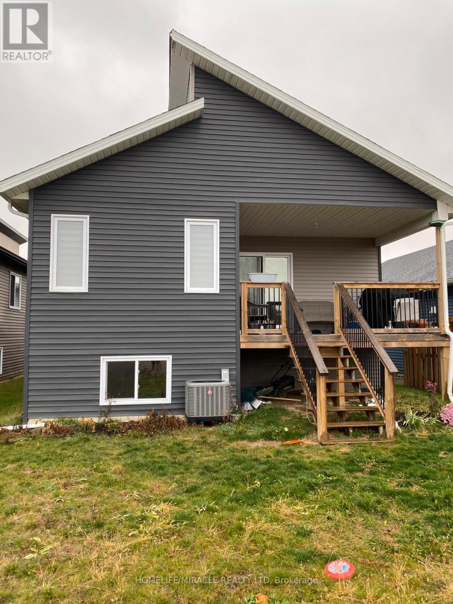 223 Manning Drive, Chatham-Kent, Ontario  N7M 0S5 - Photo 7 - X12593966