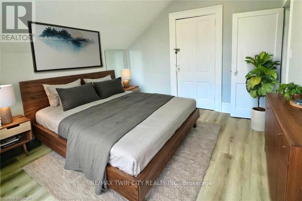 33 Bute Street, North Dumfries, Ontario  N0B 1E0 - Photo 12 - X12594022