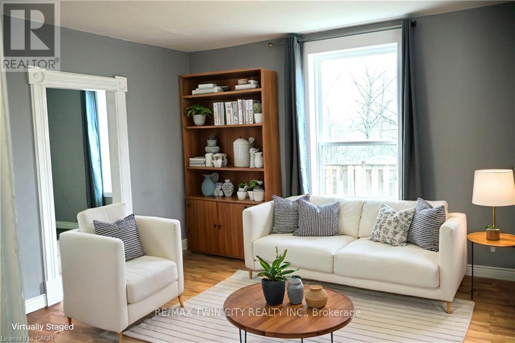 33 Bute Street, North Dumfries, Ontario  N0B 1E0 - Photo 8 - X12594022