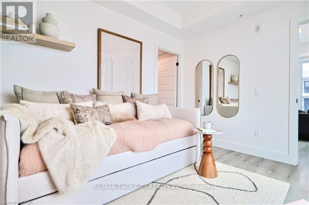 516 - 107 Roger Street, Waterloo, Ontario  N2J 0G3 - Photo 21 - X12594088