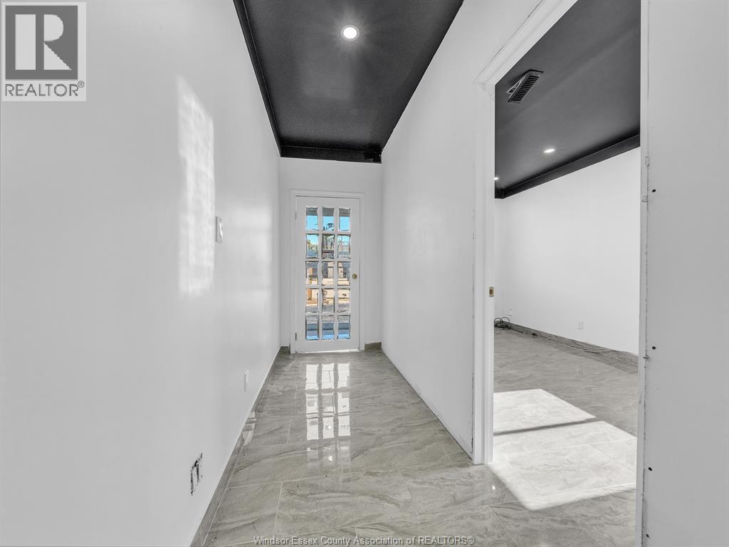 3225 Walker Road, Windsor, Ontario N8W 3E7 - Photo 14 - 25030976