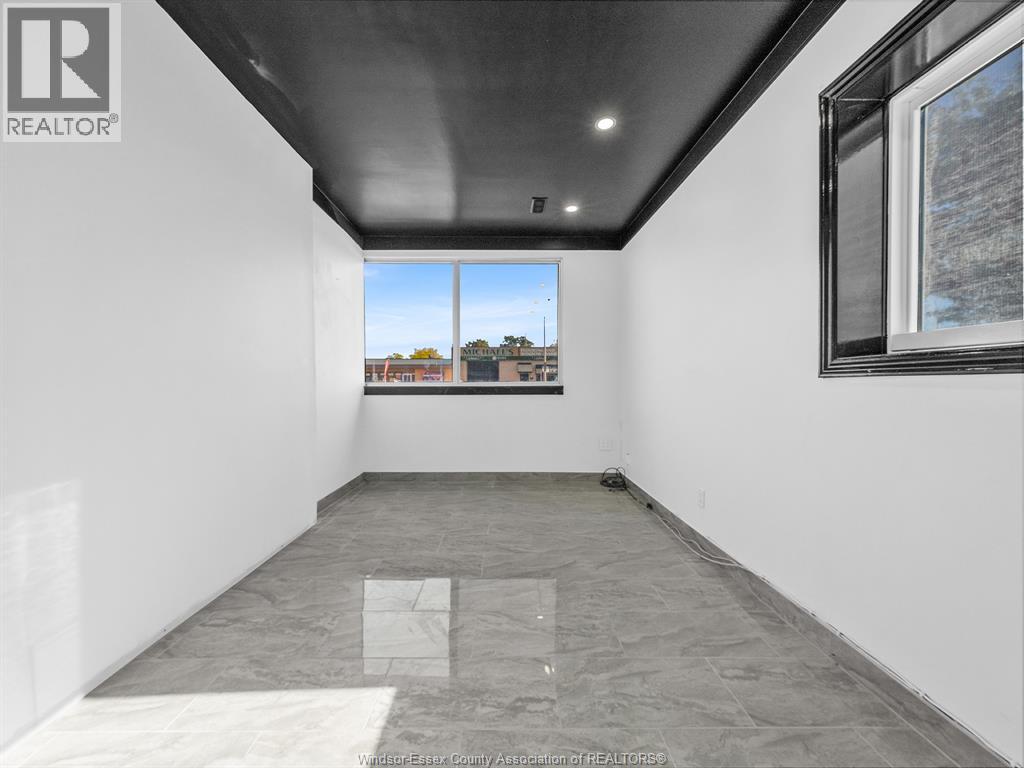 3225 Walker Road, Windsor, Ontario N8W 3E7 - Photo 15 - 25030976