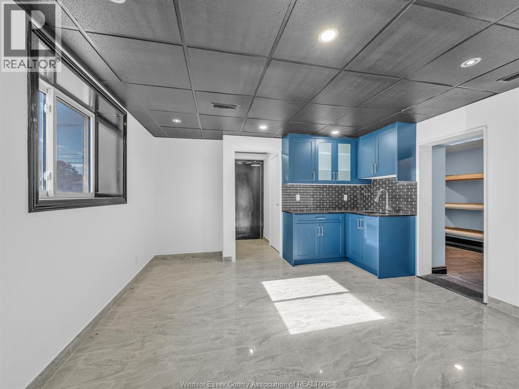 3225 Walker Road, Windsor, Ontario N8W 3E7 - Photo 19 - 25030976