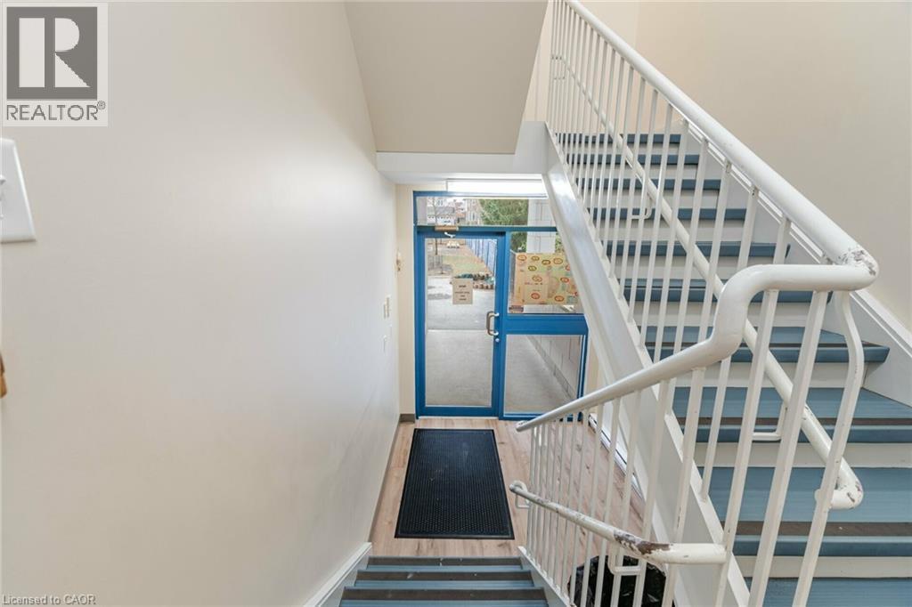 900 Golf Links Road, Hamilton, Ontario  L9K 1J8 - Photo 28 - 40791396