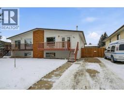 59 Baird Street Bower, Red Deer, Ca