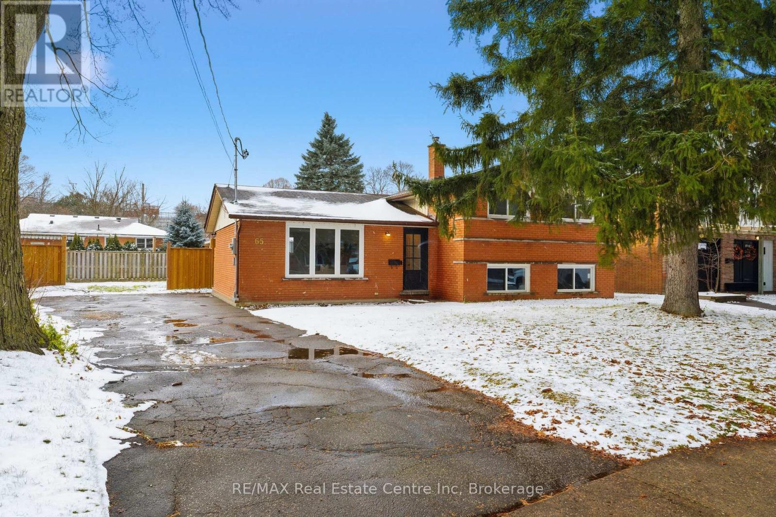 65 Sunnylea Crescent, Guelph, Ontario  N1E 1W3 - Photo 1 - X12594242