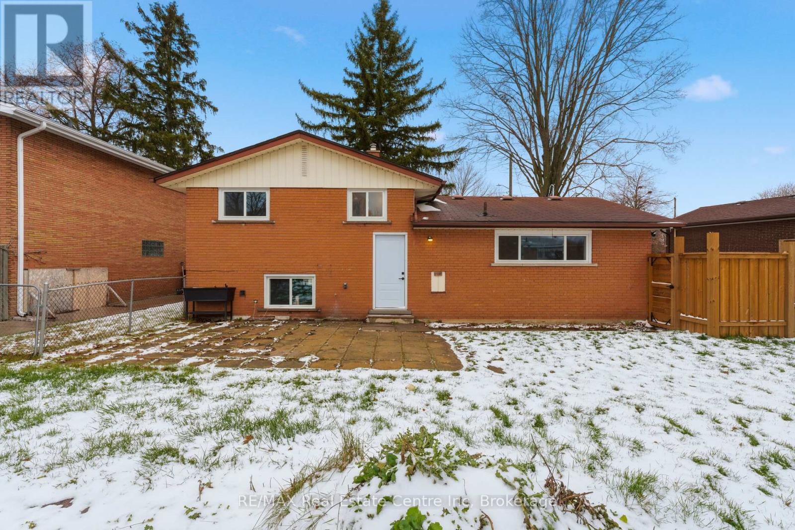 65 Sunnylea Crescent, Guelph, Ontario  N1E 1W3 - Photo 14 - X12594242