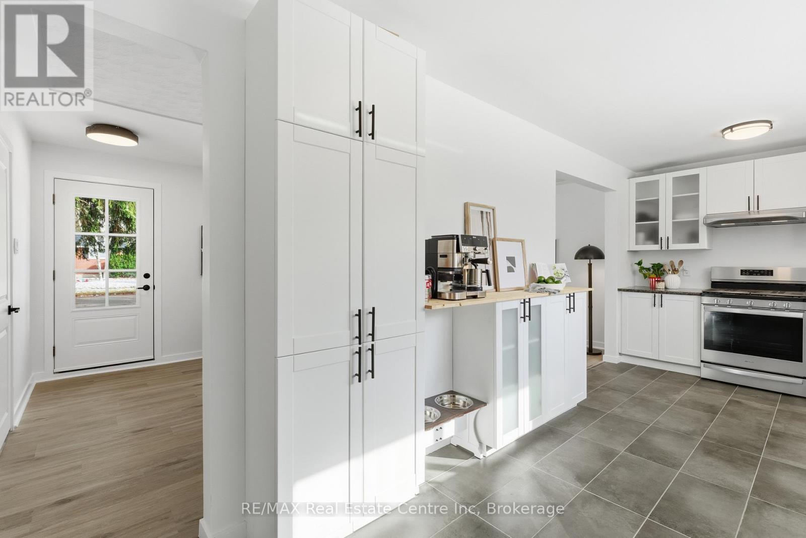 65 Sunnylea Crescent, Guelph, Ontario  N1E 1W3 - Photo 26 - X12594242