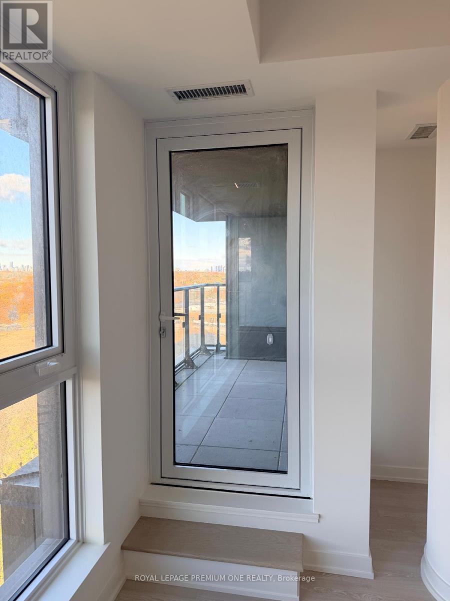 1216 - 1 Quarrington Lane, Toronto, Ontario M3C 0S4 - Photo 11 - C12593772