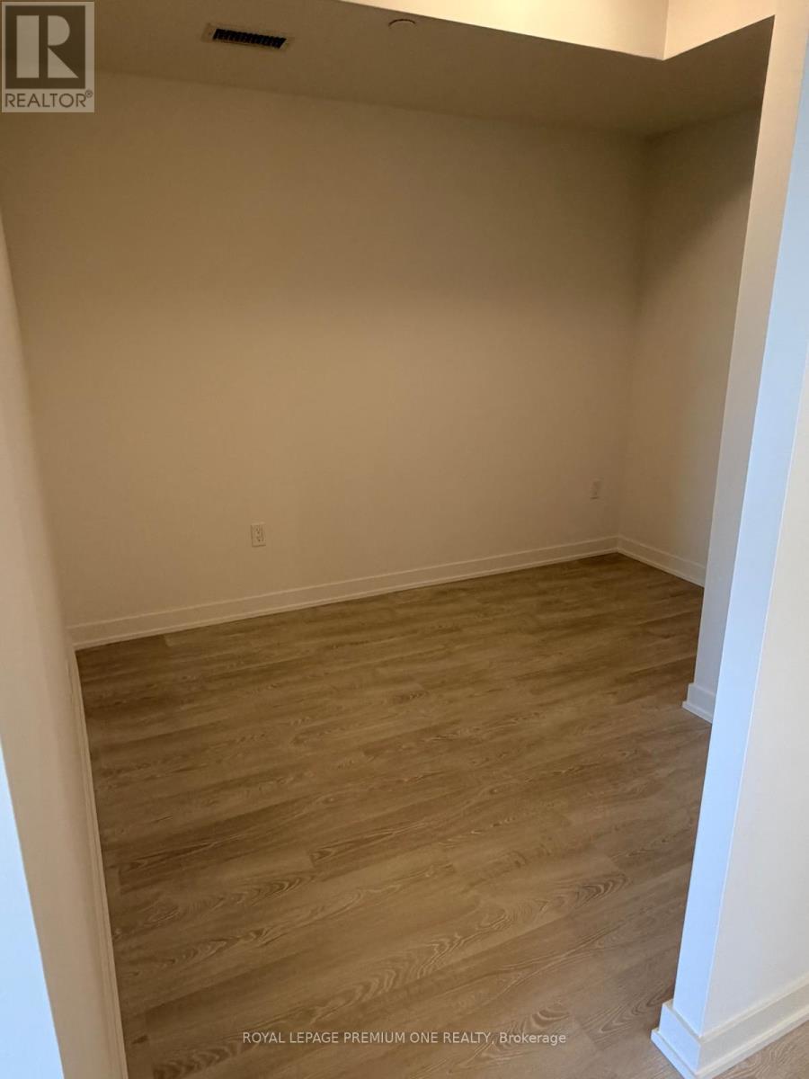 1216 - 1 Quarrington Lane, Toronto, Ontario M3C 0S4 - Photo 8 - C12593772