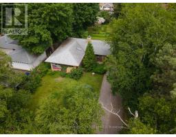 2 GALLACHER AVENUE, Richmond Hill, Ontario