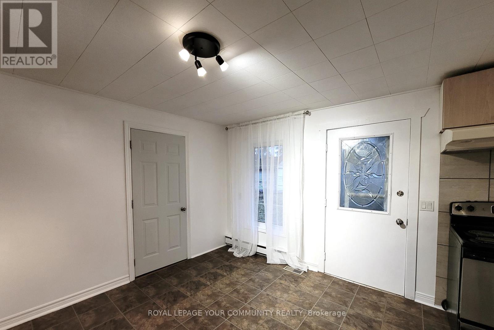 709 Roberts Road, Innisfil, Ontario L9S 2E4 - Photo 7 - N12580520