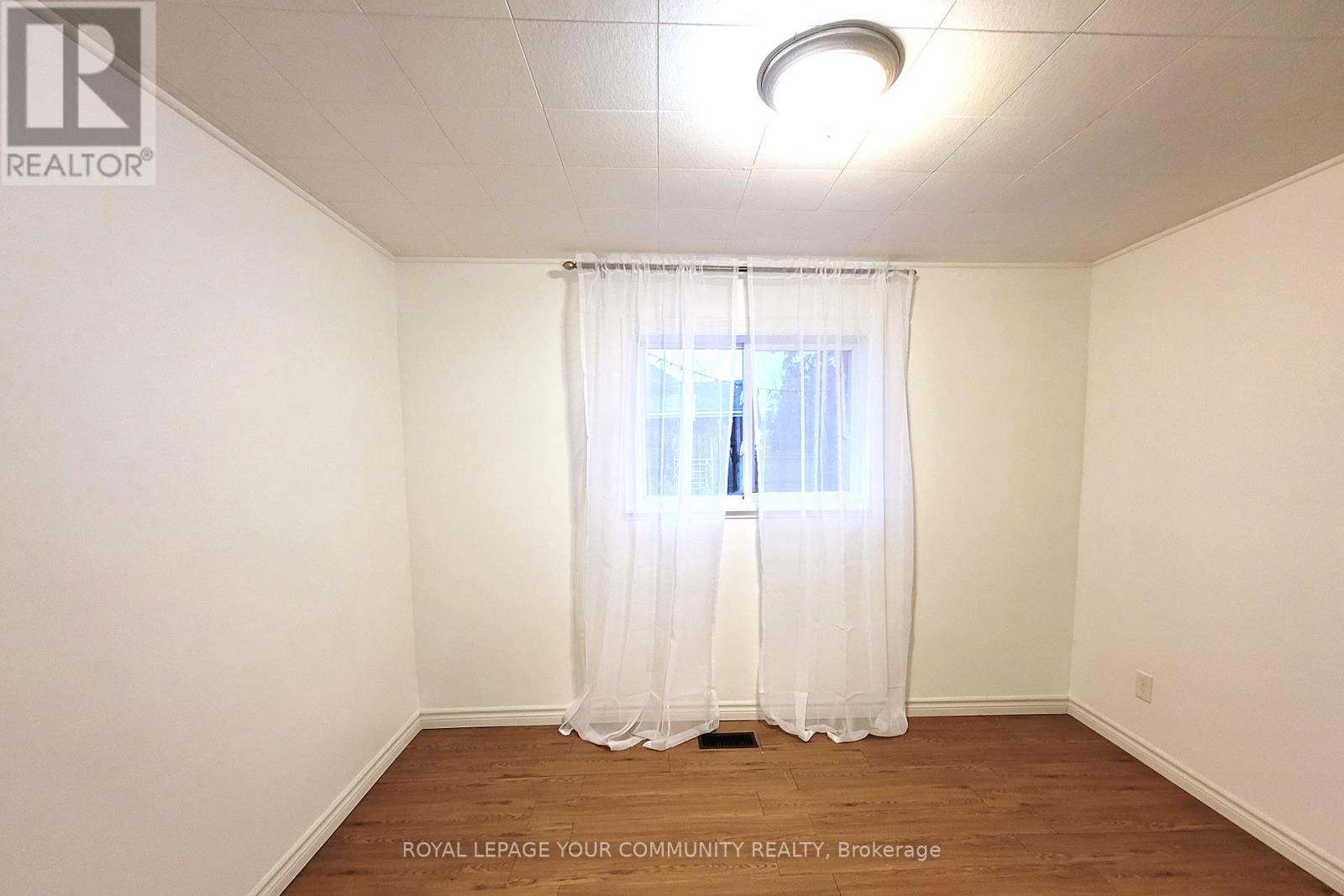 709 Roberts Road, Innisfil, Ontario L9S 2E4 - Photo 9 - N12580520