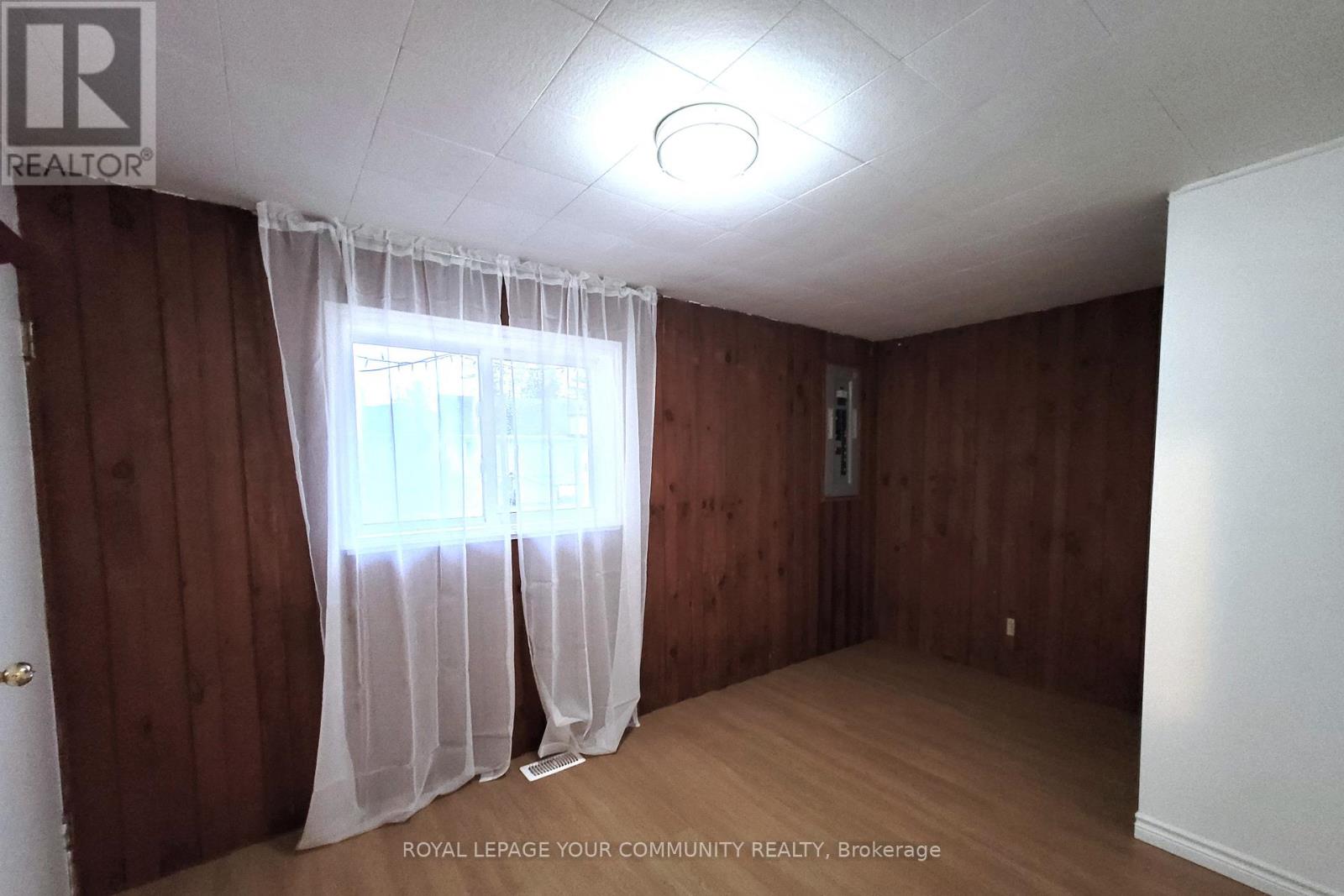 709 Roberts Road, Innisfil, Ontario L9S 2E4 - Photo 10 - N12580520