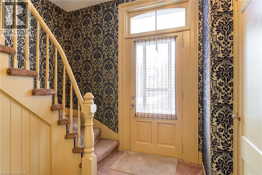 16 Centre Street, Elmira, Ontario  N3B 2T9 - Photo 5 - 40791738