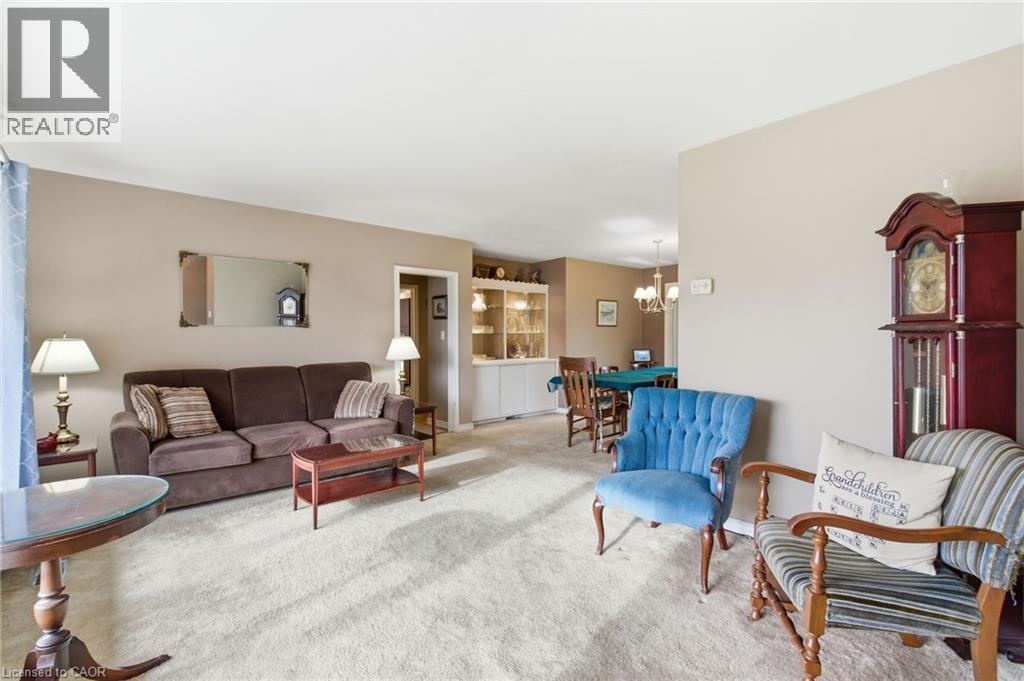 42 Henrietta Street, St. Catharines, Ontario  L2S 2M6 - Photo 6 - 40791598