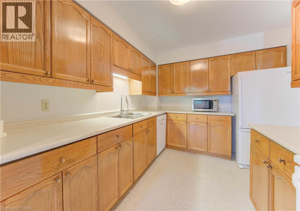 523 Beechwood Drive Unit# 5, Waterloo, Ontario N2T 2G7 - Photo 9 - 40791504