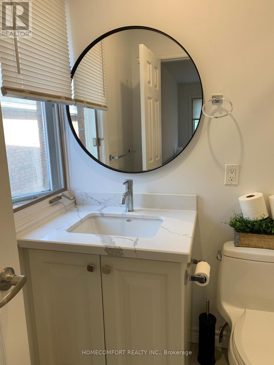 23 Laredo Court, Toronto, Ontario  M2M 4H8 - Photo 3 - C12594110