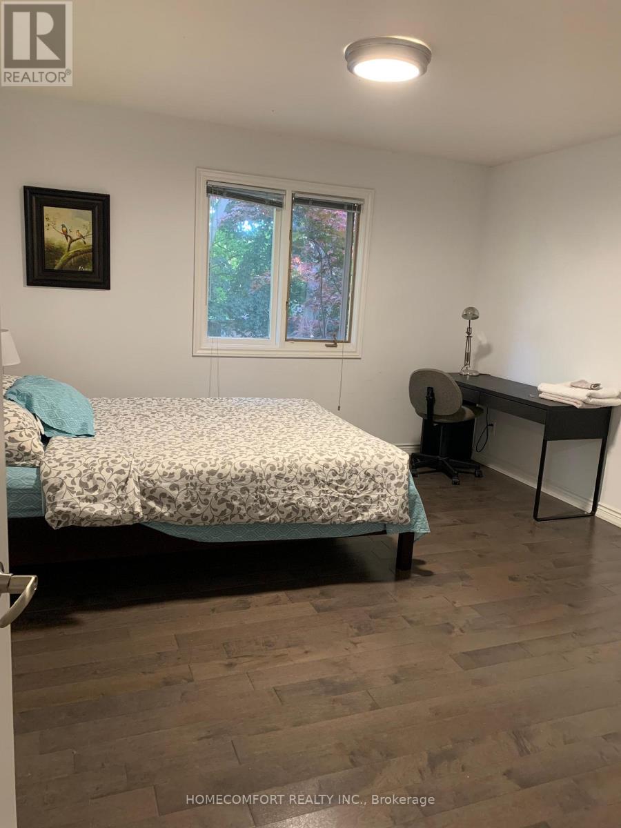 23 Laredo Court, Toronto, Ontario  M2M 4H8 - Photo 7 - C12594110