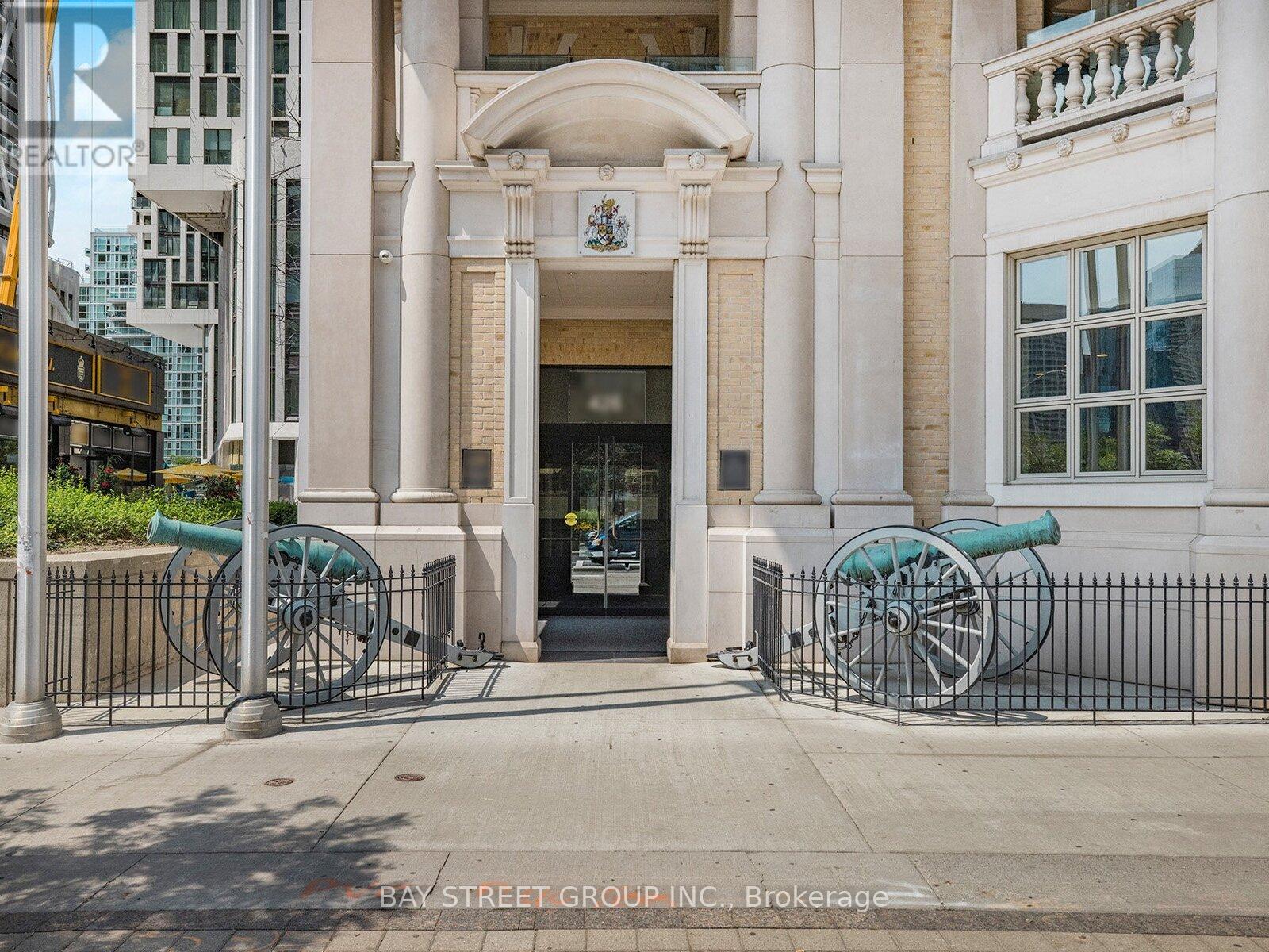 4101 - 426 University Avenue, Toronto, Ontario  M5G 1S9 - Photo 16 - C12594152